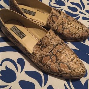 Snake print loafers